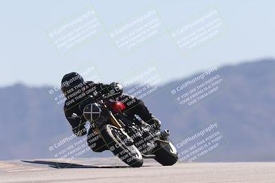 media/Oct-13-2025-Moto Forza (Mon) [[a66d839500]]/3-B Group/Session 4 (Turn 9)/